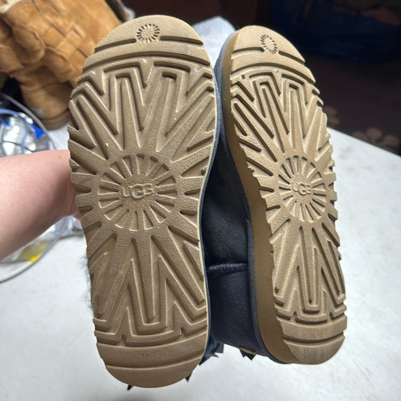 UGG Bailey Bow II Blue Size 6 USED CONDITION - Picture 12 of 14